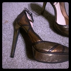 Jessica Simpson sparkling stilettos